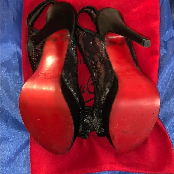 Christian Louboutin - Picture 3 of 7